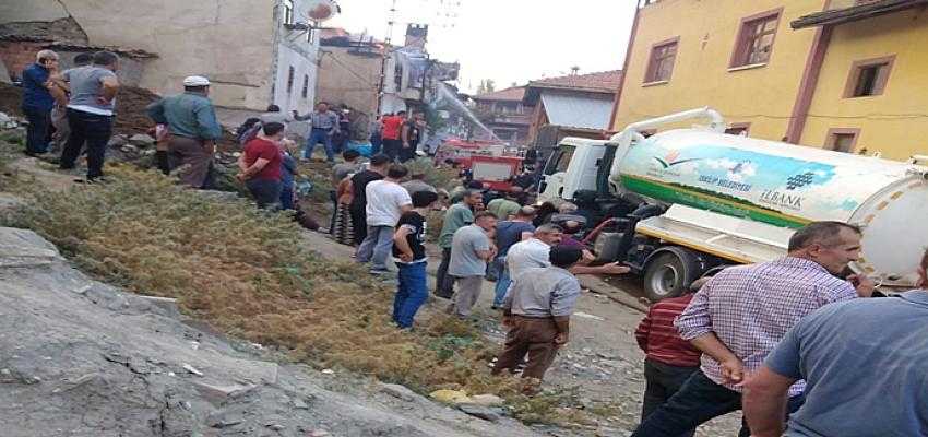 AŞAĞI ÖRENSEKİ KÖYÜNDE YANGIN