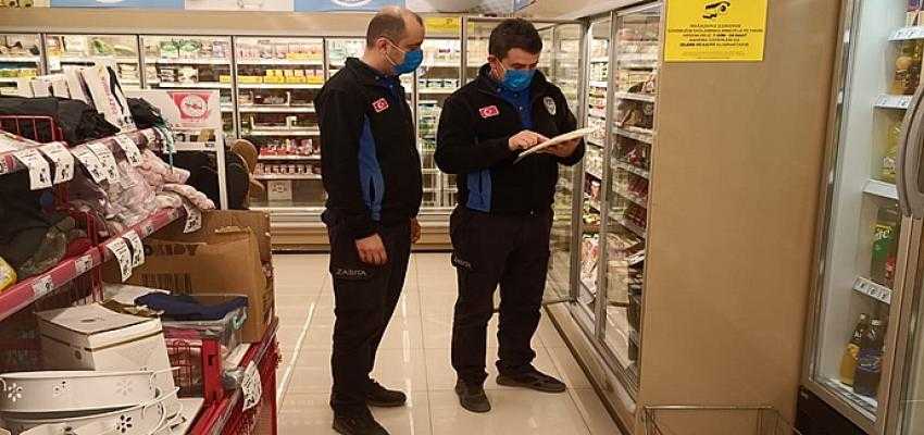 BELEDİYE ZABITA EKİPLERİ ZİNCİR MARKETLERİ DENETLEDİ