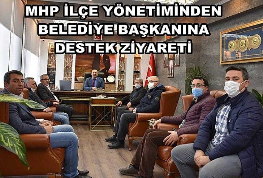 MHP İSKİLİP İLÇE BAŞKANLIĞINDAN BELEDİYE BAŞKANINA ANLAMLI ZİYARET