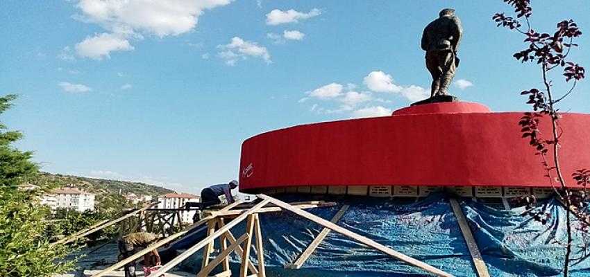 ŞEHİTLİK ONARIMINDA SONA GELİNDİ