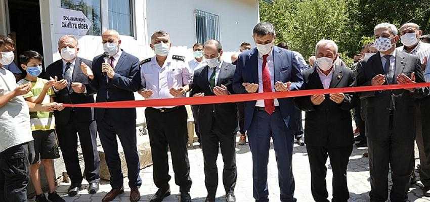 DOĞANGİR KÖYÜ CAMİİ DUALARLA AÇILDI